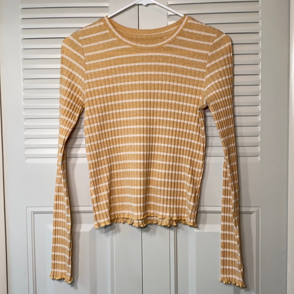 •American Eagle Top• SOLD• - Picture 1 of 4